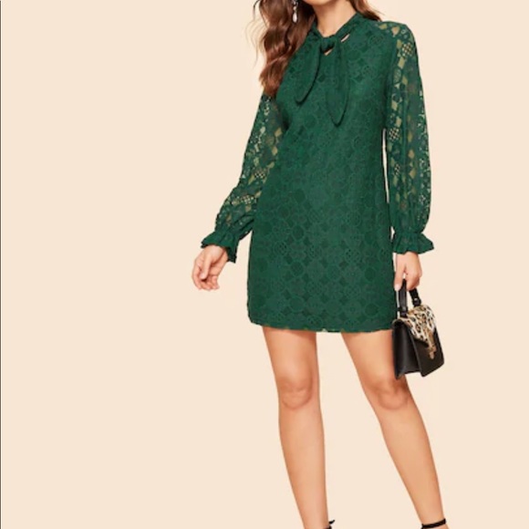 Long Sleeves Lace Mini Dress Green - Picture 3 of 6
